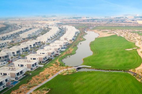 Commercial property de 4 dormitorios en  Yas Acres, UAE No. 79549 16