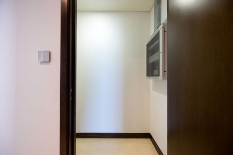 Apartment de 1 dormitorio en The Marina, UAE No. 79551 8