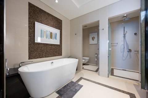Apartment de 1 dormitorio en The Marina, UAE No. 79551 16