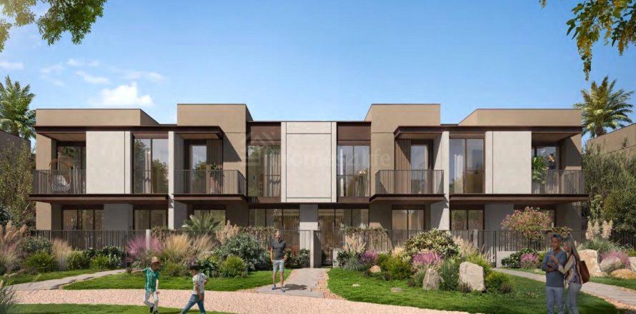 4 bedrooms Townhouse in Dubai Land, UAE No. 166391