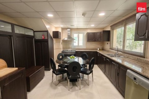 4 bedrooms Villa in Dubai, UAE No. 199446 24