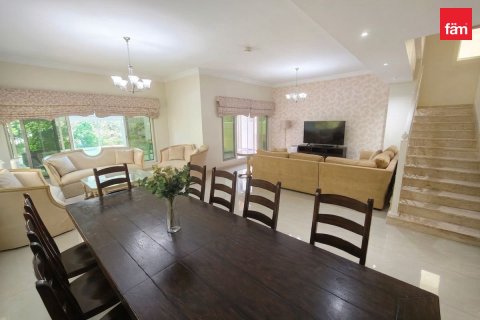 4 bedrooms Villa in Dubai, UAE No. 199446 5