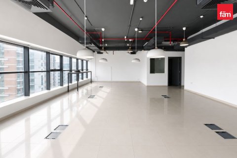 147m² Office in Dubai, UAE No. 199442