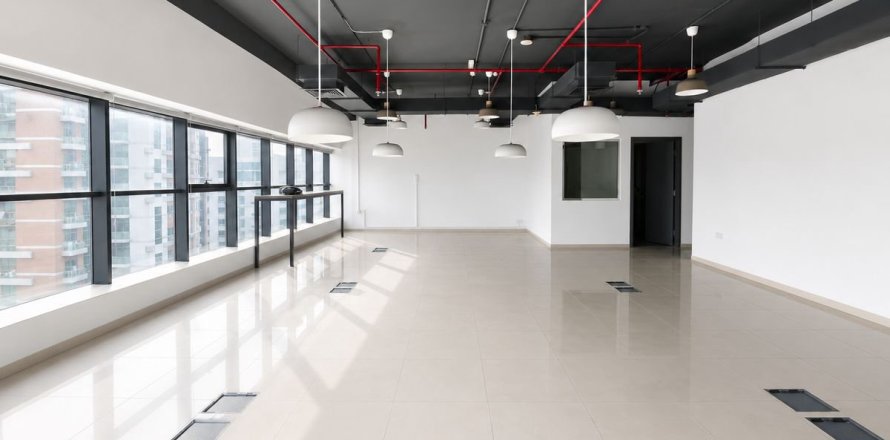 147m² Office in Dubai, UAE No. 199442