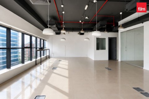 147m² Office in Dubai, UAE No. 199442 3