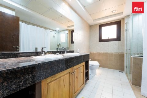 4 bedrooms Townhouse in Dubai, UAE No. 199445 5