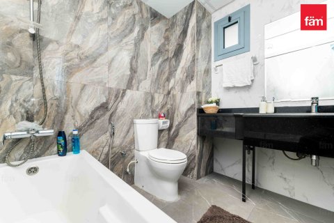 2 bedrooms Apartment in Business Bay, UAE No. 89133 9