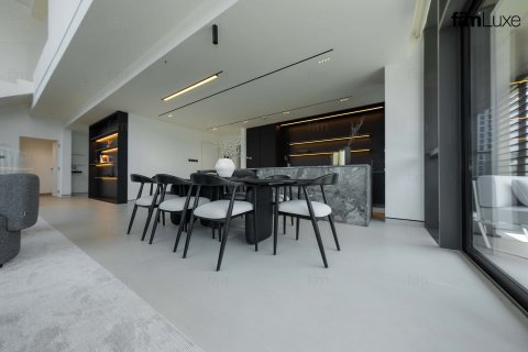 Appartement de 4 chambres No. 89153 8