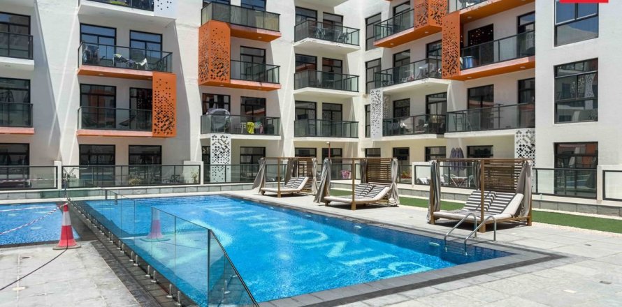 Appartement de 2 chambres à Dubai, UAE No. 89136