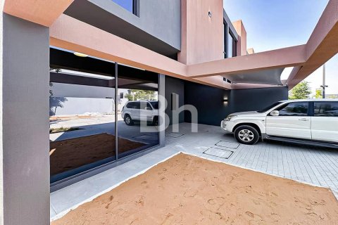 Таунхаус с 4 спальнями в Tilal City, ОАЭ №63760 26