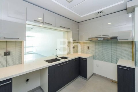 Квартира с 3 спальнями  №112990 7