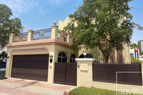 Вилла с 4 спальнями в Jumeirah Village Triangle, ОАЭ №209116 3