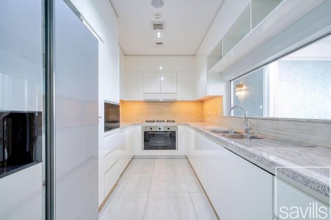 Квартира с 3 спальнями в Zabeel, ОАЭ №209120 8