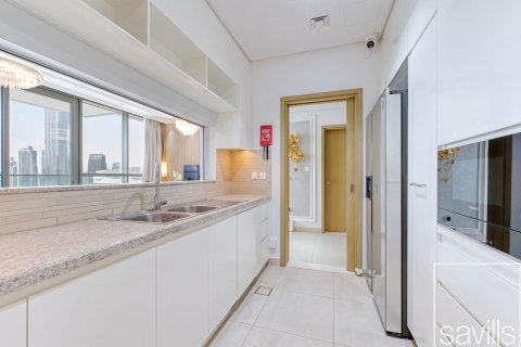 Квартира с 3 спальнями в Zabeel, ОАЭ №209120 9