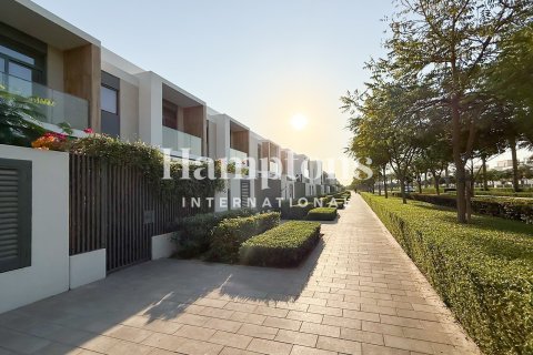 Villa de 3 dormitorios en Ruba, UAE No. 146720 23