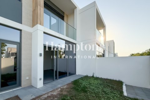 Villa de 3 dormitorios en Ruba, UAE No. 146720 11