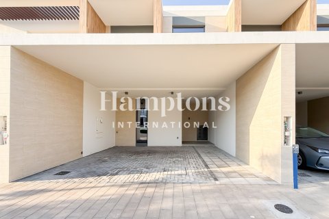 Villa de 3 dormitorios en Ruba, UAE No. 146720 22
