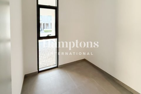 Villa de 3 dormitorios en Ruba, UAE No. 146720 3