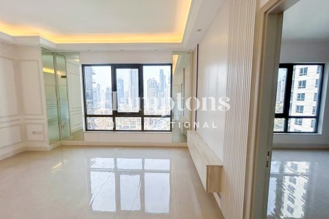 Apartment de 3 dormitorios en South Ridge 5, UAE No. 146717 28