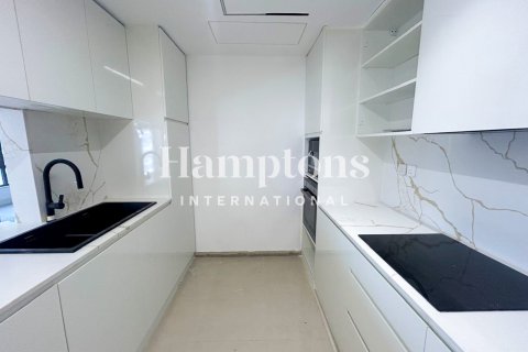 Apartment de 3 dormitorios en South Ridge 5, UAE No. 146717 30