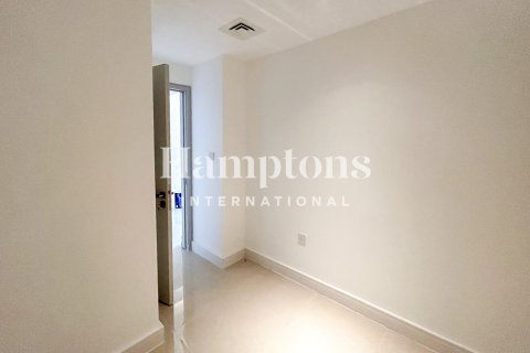 Apartment de 3 dormitorios en South Ridge 5, UAE No. 146717 21