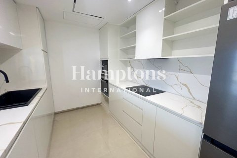 Apartment de 3 dormitorios en South Ridge 5, UAE No. 146717 12