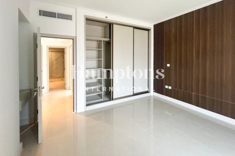 Apartment de 3 dormitorios en South Ridge 5, UAE No. 146717 18