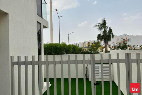 3 bedrooms Villa in Dubai, UAE No. 142573 18