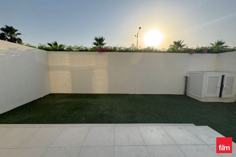 3 bedrooms Villa in Dubai, UAE No. 142573 4