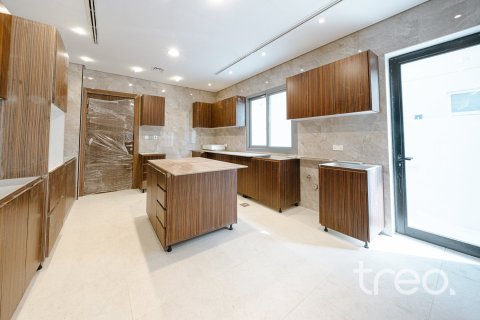 5 bedrooms Villa in Jumeirah Park, UAE No. 173455 8