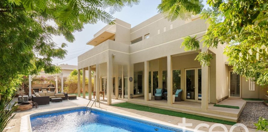 5 bedrooms Villa in Saheel, UAE No. 173452