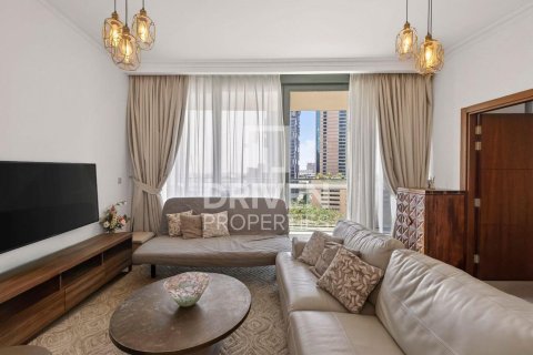 Квартира с 2 спальнями в Burj Vista, ОАЭ №193041 15
