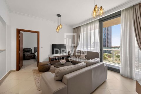 Квартира с 2 спальнями в Burj Vista, ОАЭ №193041 16