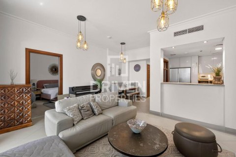 2 bedrooms Apartment in Burj Vista, UAE No. 193041