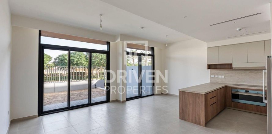 3 bedrooms Townhouse in Mudon, UAE No. 193577