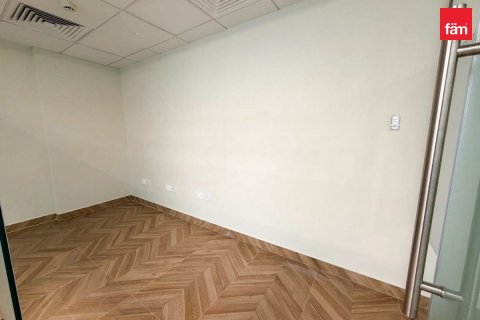 104.5m² Office in Dubai, UAE No. 168030 11