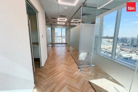 104.5m² Office in Dubai, UAE No. 168030
