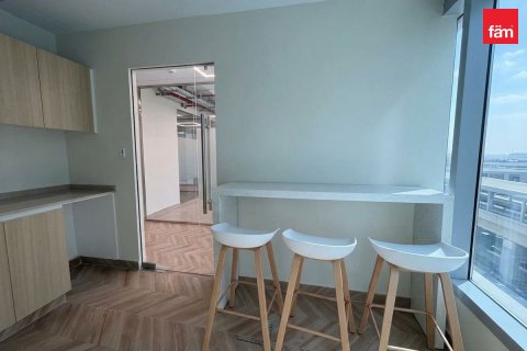 104.5m² Office in Dubai, UAE No. 168030 5