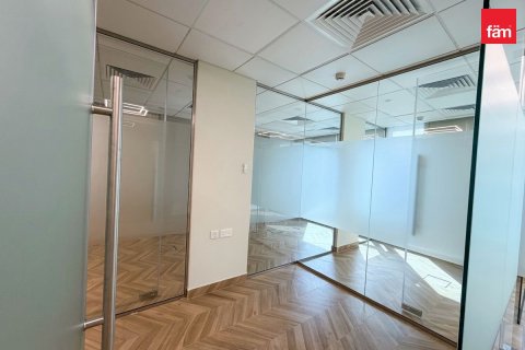 104.5m² Office in Dubai, UAE No. 168030 13