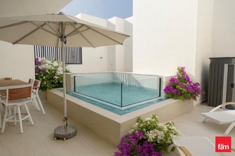 Apartment de 2 dormitorios en Dubai, UAE No. 145478 4