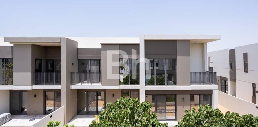 Townhouse de 4 dormitorios  No. 114406