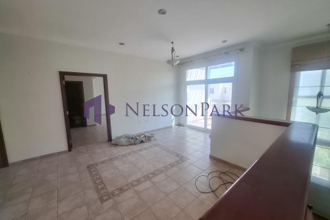3 bedrooms Villa in Doha, Qatar No. 58175 20