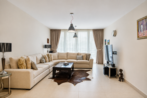 Appartement de 3 chambres à Al Raha Beach, UAE No. 202403