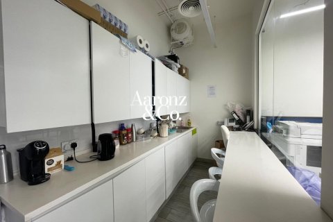 157m² Office in Business Bay, UAE No. 166077 12