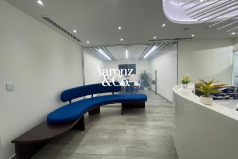 157m² Office in Business Bay, UAE No. 166077 3