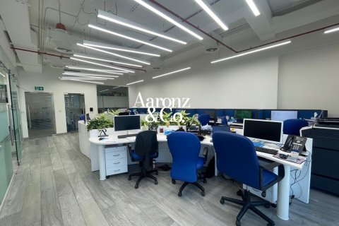 157m² Office in Business Bay, UAE No. 166077 6