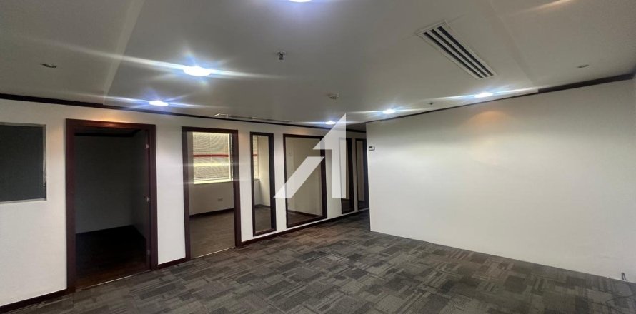 Офис 96.7м² в Дубай, ОАЭ №107670