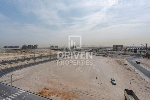 2 bedrooms Apartment in Dubai, UAE No. 193410 18
