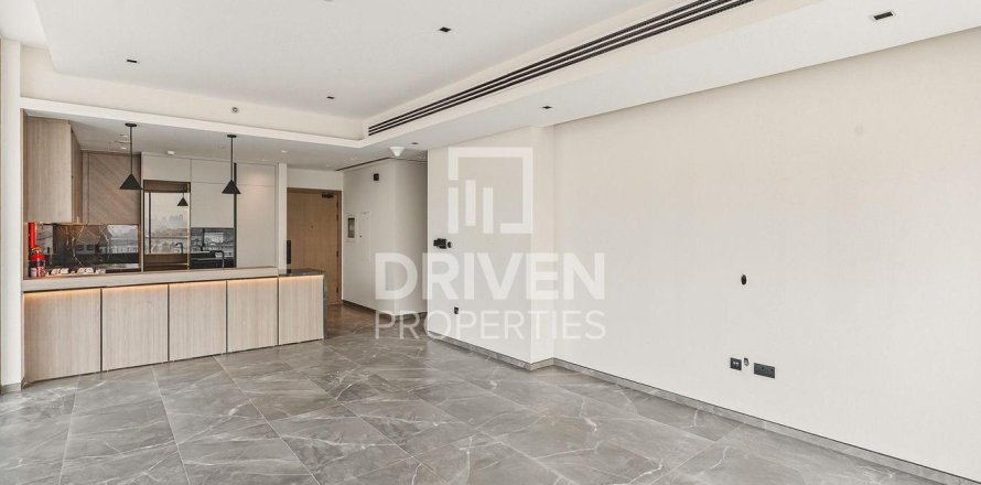 2 bedrooms Apartment in Dubai, UAE No. 193410