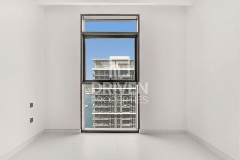 Квартира с 1 спальней в EMAAR Beachfront, ОАЭ №193405 14